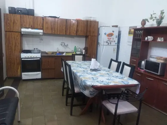 Venta Casa 2 Dorm. Y Depto.  Gral. Bustos Córdoba