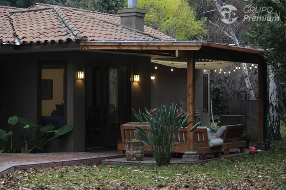 Casa En Venta 5d 4b Piscina Quincho La Rinconada Huechuraba