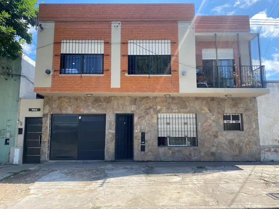 Venta Ph 4 Dormitorios La Plata Con Cochera