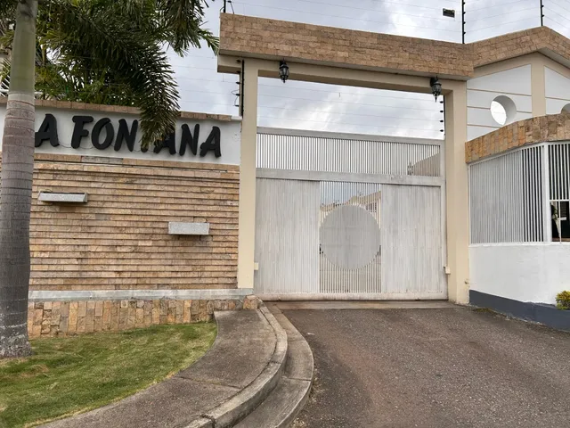 Vendemos Casa En La Fontana, Pueblo Nuevo 