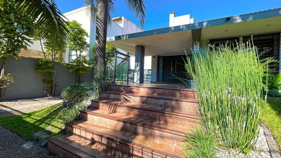 Venta De Casa 6 Ambientes