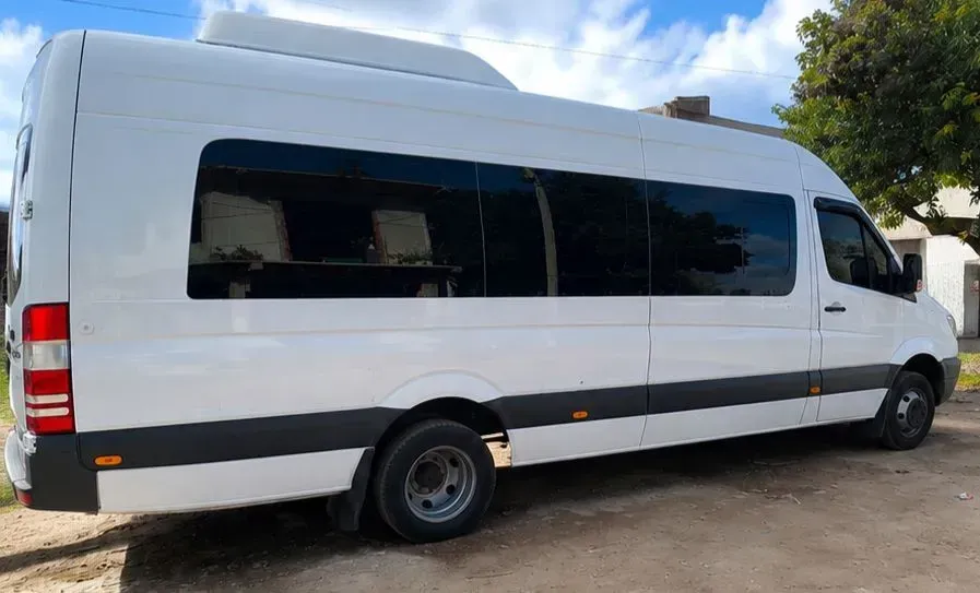 Mercedes-Benz Sprinter 2.1 515 Combi 4325 150cv 19+1