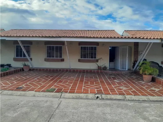 Casa En Terrazas Del Norte - Cond. Altamira Ve18-017st-yova