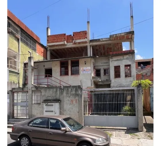 Se Vende Casa 327.30m2. Guatire