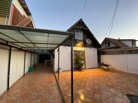 Vende Casa 3d2b En Maipu (100806)