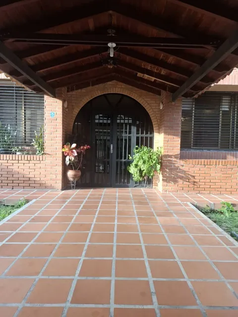 Apartamento En  Venta Urb. Sabana Larga. Res. Mari Mar. Lh