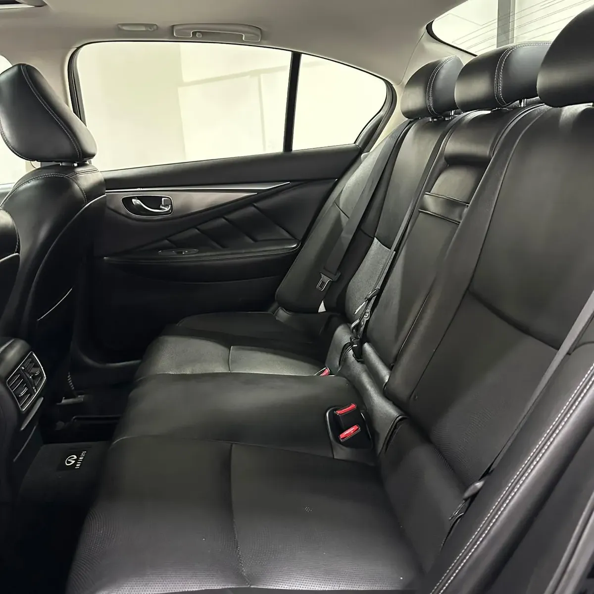 Infiniti Q50 2017 3.7 Perfection At