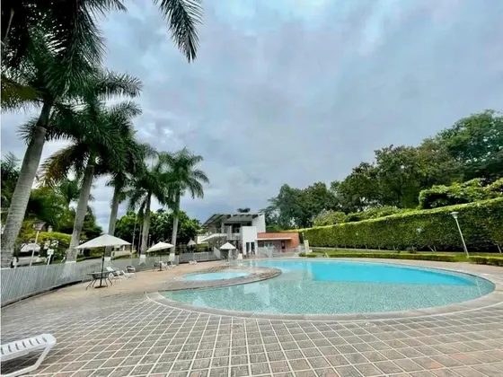 Venta Espectacular Casa 3 Pisos Pueblito Cafetero Pereira