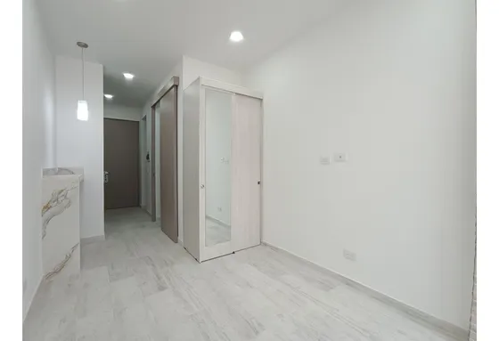 Venta De Apartaestudio En La Castellana