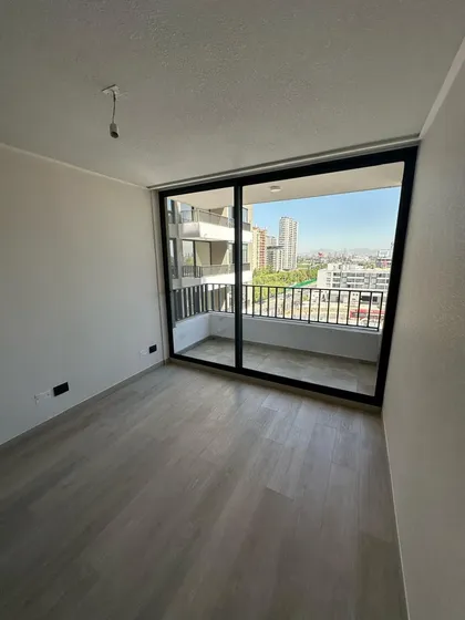 Se Arrienda 1 Dorm. + 1 Baño