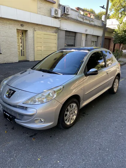 Peugeot 207 1.6 Xt