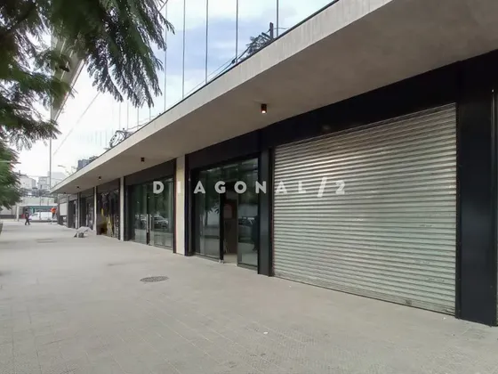 Local Comercial En Arriendo En Providencia