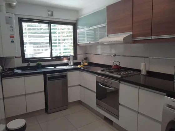 Excelente Semipiso De 3 Ambientes Con S.u.m.- Pileta Y Ameneties. Alq. Temporario