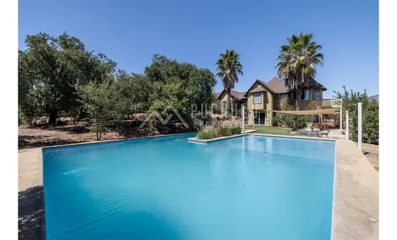 Limache, Gran Casa Parcela En Condominio Campo De Golf