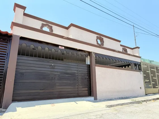 Casa En Venta Mérida Yucatán, Cordemex Col. Revolución