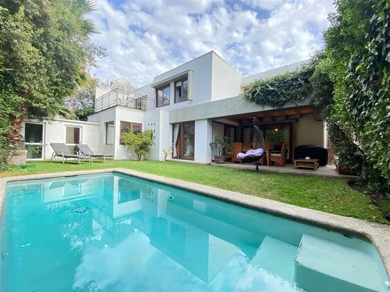 Casa En Venta En Las Condes
