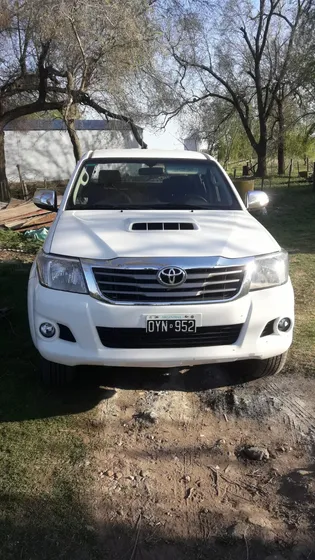 Toyota Hilux 3.0 D/cab 4x4 Srv