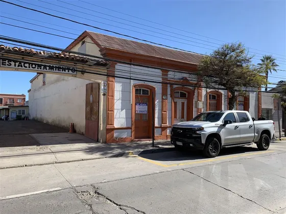 Casa En Arriendo De 14 Dorm. En La Serena