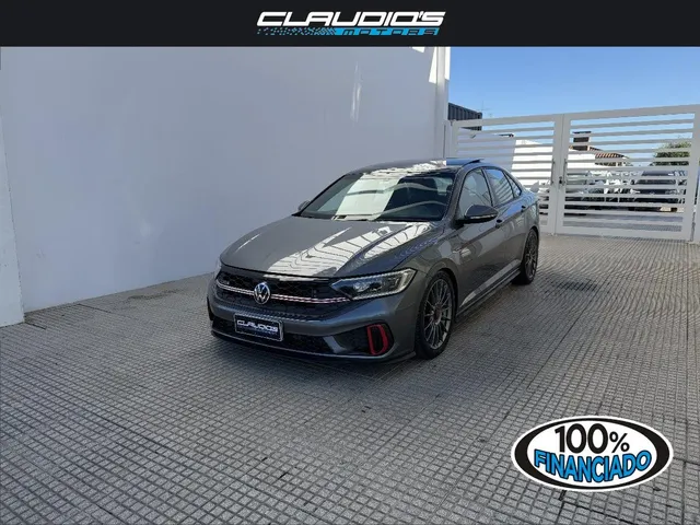 Volkswagen Vento Gli 2.0 2022 Impecable! - Claudio's Motors