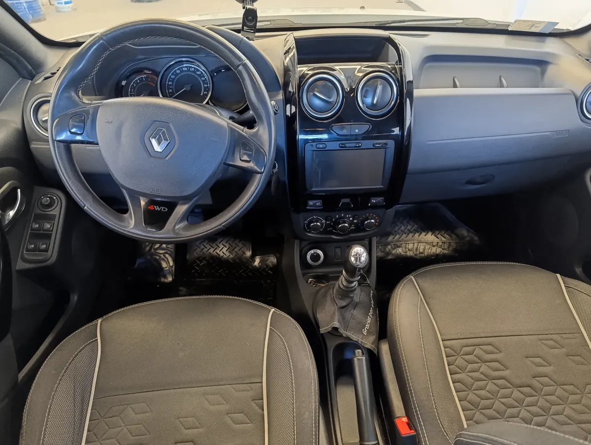 Renault Duster Oroch 2.0 Outsider Plus 4X4568420036133539845