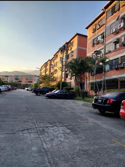 Apartamento Las Lomas .guatire.sp