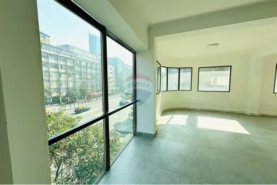 Edificio Comercial En Arriendo