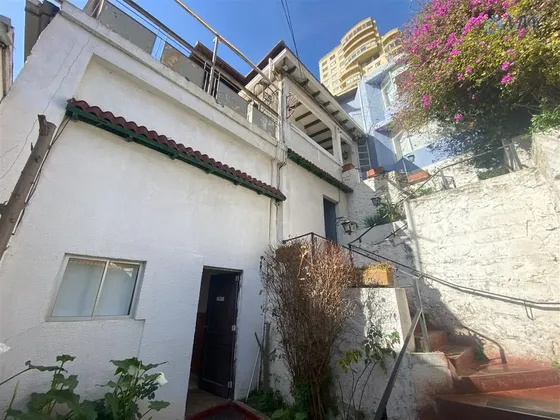 Casona Hotel En Venta De 19 Dorm. En Viña Del Mar 17%descto.