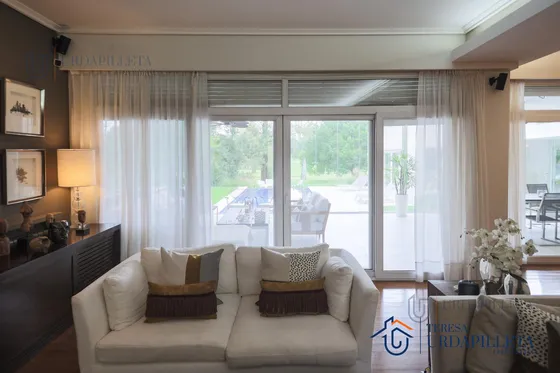 Impecable Casa En Olivos Golf Club Sobre La Cancha De  Golf