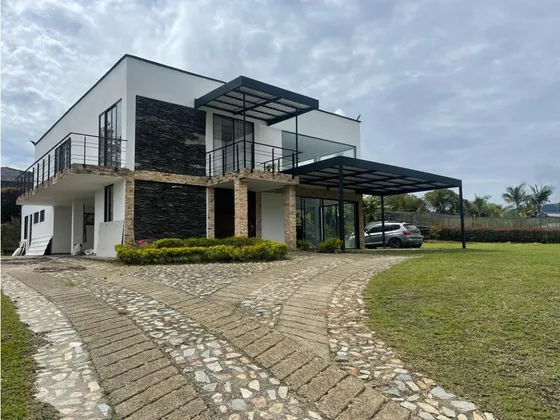 Encantadora Finca En Venta El Carmen De Viboral 