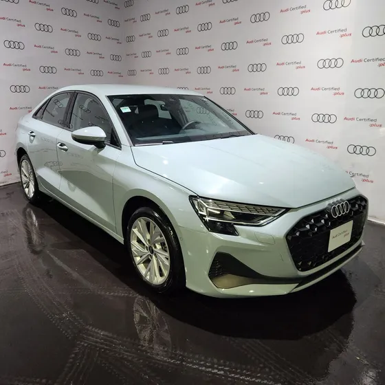 Audi A3 1.4 Sedán 35tfsi Dynamic At Dsg