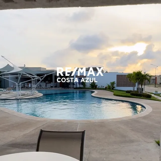 Remax Vende Casa Lista Para Disfrutar En El Exclusivo Conjunto Casas Del Mar Tucacas
