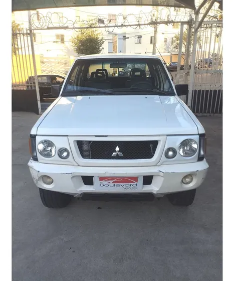 Mitsubishi L200 Gl 2.5 4x4