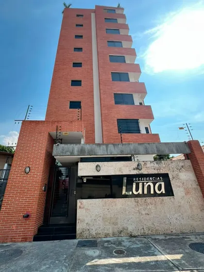 En Alquiler Apto. 68mts. Urb. Los Caobos - Maracay - Aragua