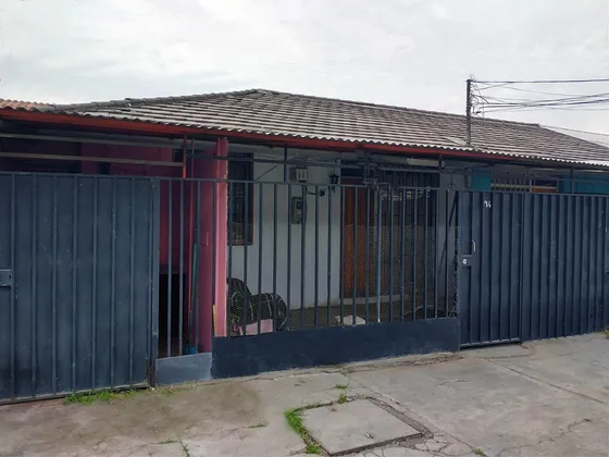 Venta Casa  , 2d, 1b, E. Villa Alessandri Estación Central