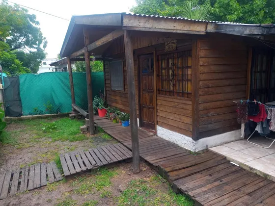 Casa En Venta - 2 Dormitorios 1 Baño - Cochera - 300mts2 - San Miguel