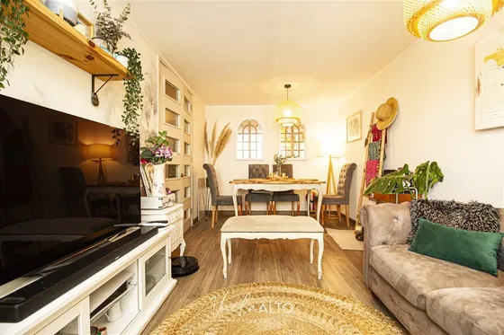 Depto. En Venta 2 Dorm. Ñuñoa / Metro Ñuñoa / Como Nuevo
