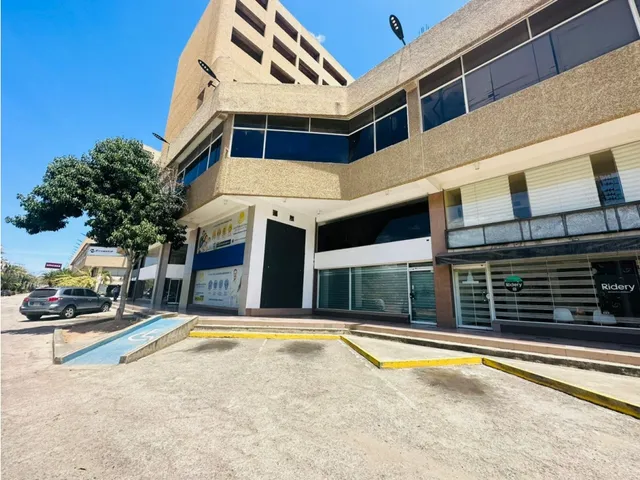 Se Vende Local Comercial Duplex En El Cc Ab Nueva Esparta