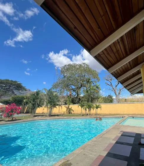 Mirlin Vende Townhouse En Conjunto Resd. Los Frailes San Diego 26-132