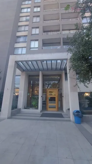 Departamento En Venta De 2d/2b En Excelente Sector De Maipu