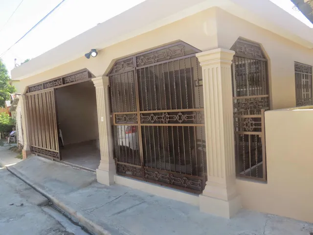 Venta De Casa En Los Cajuiles, Mao