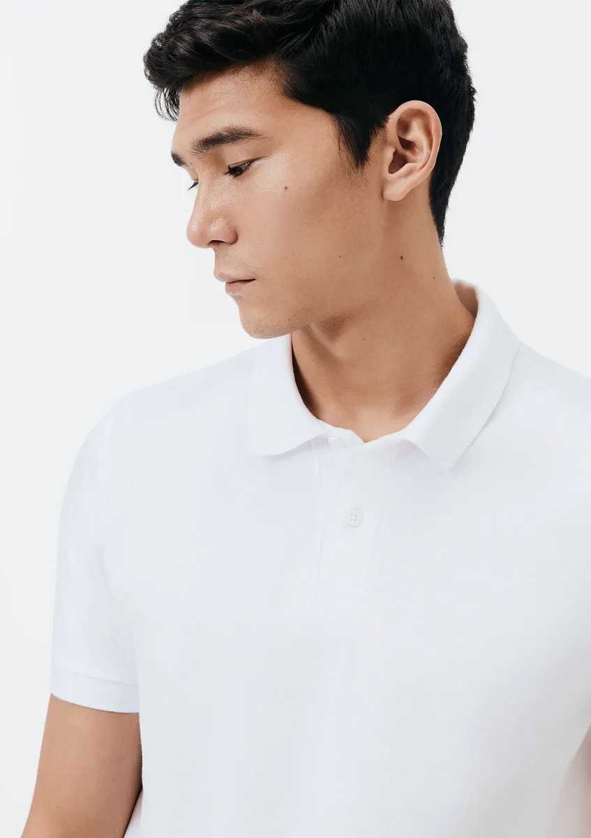 Polo Masculina Básica Em Piquê Com Modelagem Regular Hering
