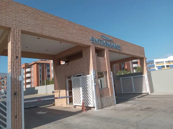 Apartamento En Venta En Av Américo Vespucio Conj Res Entremares Lechería Ls