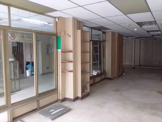 Se Alquila Casa Comercial En El Paraíso