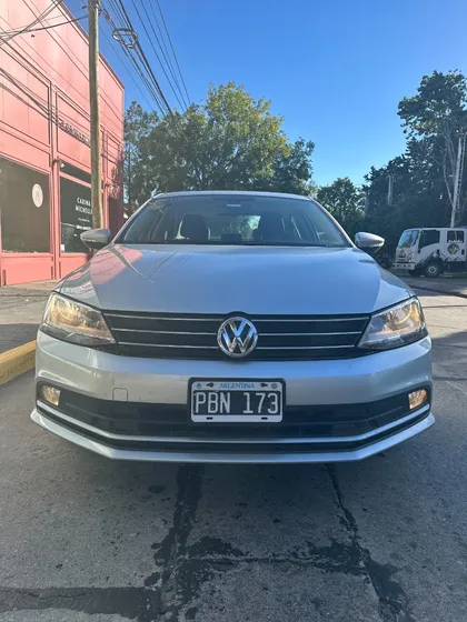 Volkswagen Vento 2.5 Advance Plus 170cv Tiptronic
