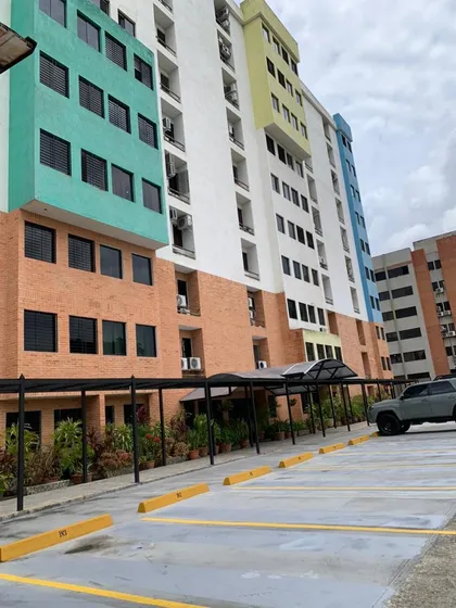 G31-03 En Venta Apartamento En Residencias Tazajal Suite, Tazajal, Naguanagua.