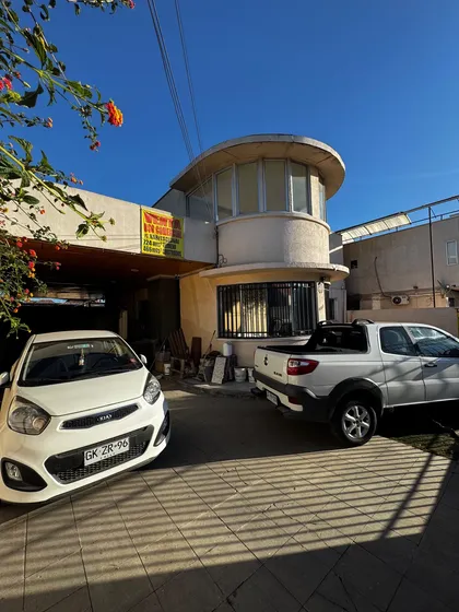 Amplia Oficina De 2 Pisos En Arriendo En La Cisterna
