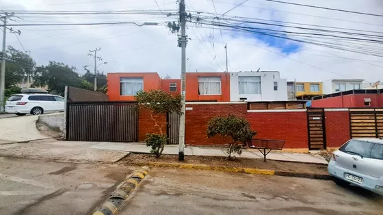 Rey Del Mar / Calle Dos