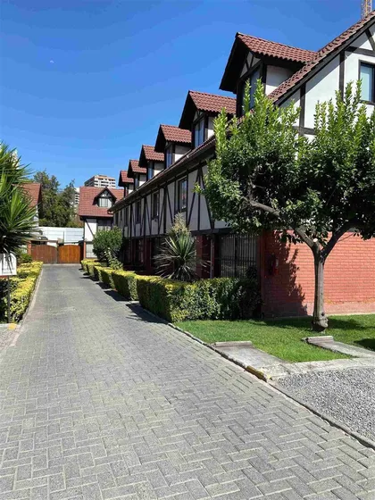 Casa En Ñuñoa Estilo Inglés