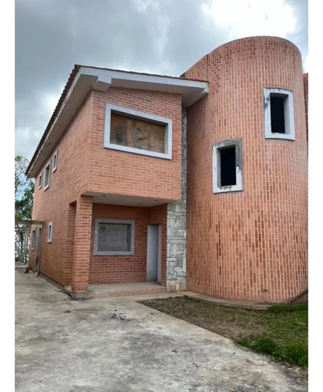 Casa En Venta Obra Gris 1120m2 De Terreno Club De Campo San Antonio 