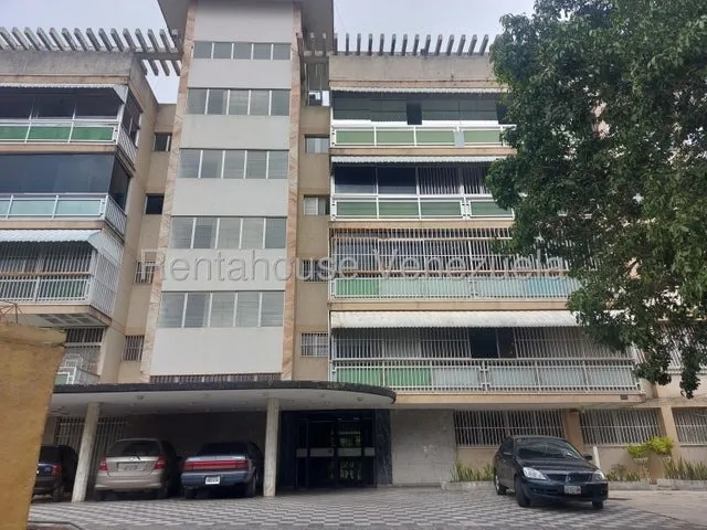 Amplio Apartamento, 242.40 M2, Maravillosa Distribución San Bernardino Calle Cerrada Rsz